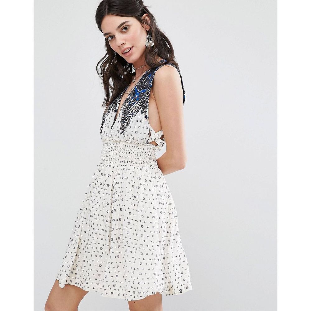 ✨HP✨Free People Walking Dreams Skater Dress✨